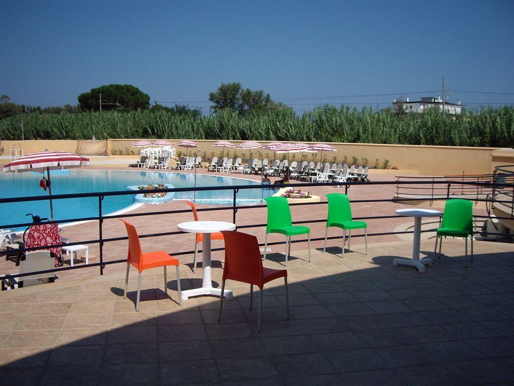 Hotel Resort Lido Degli Aranci Вібо-Валентія Екстер'єр фото