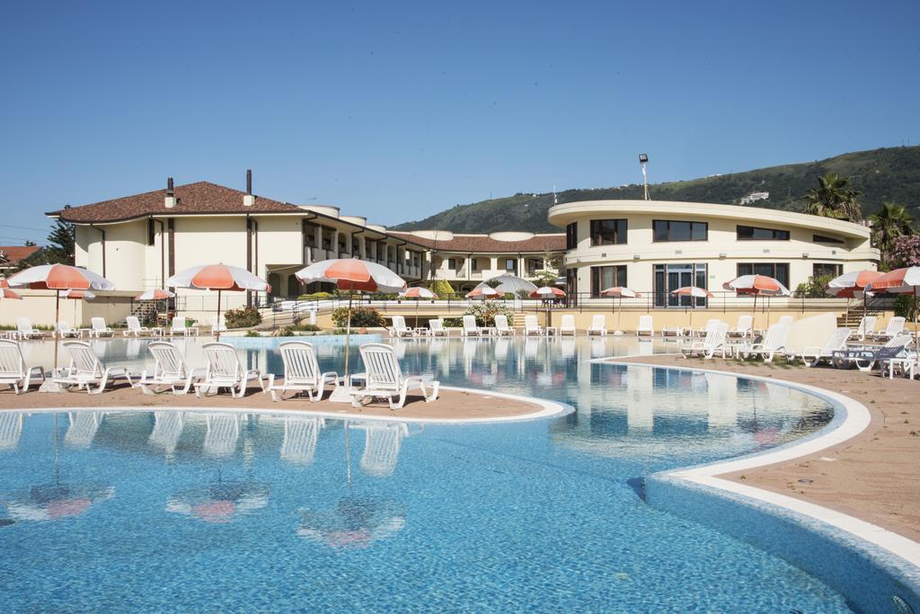Hotel Resort Lido Degli Aranci Вібо-Валентія Екстер'єр фото